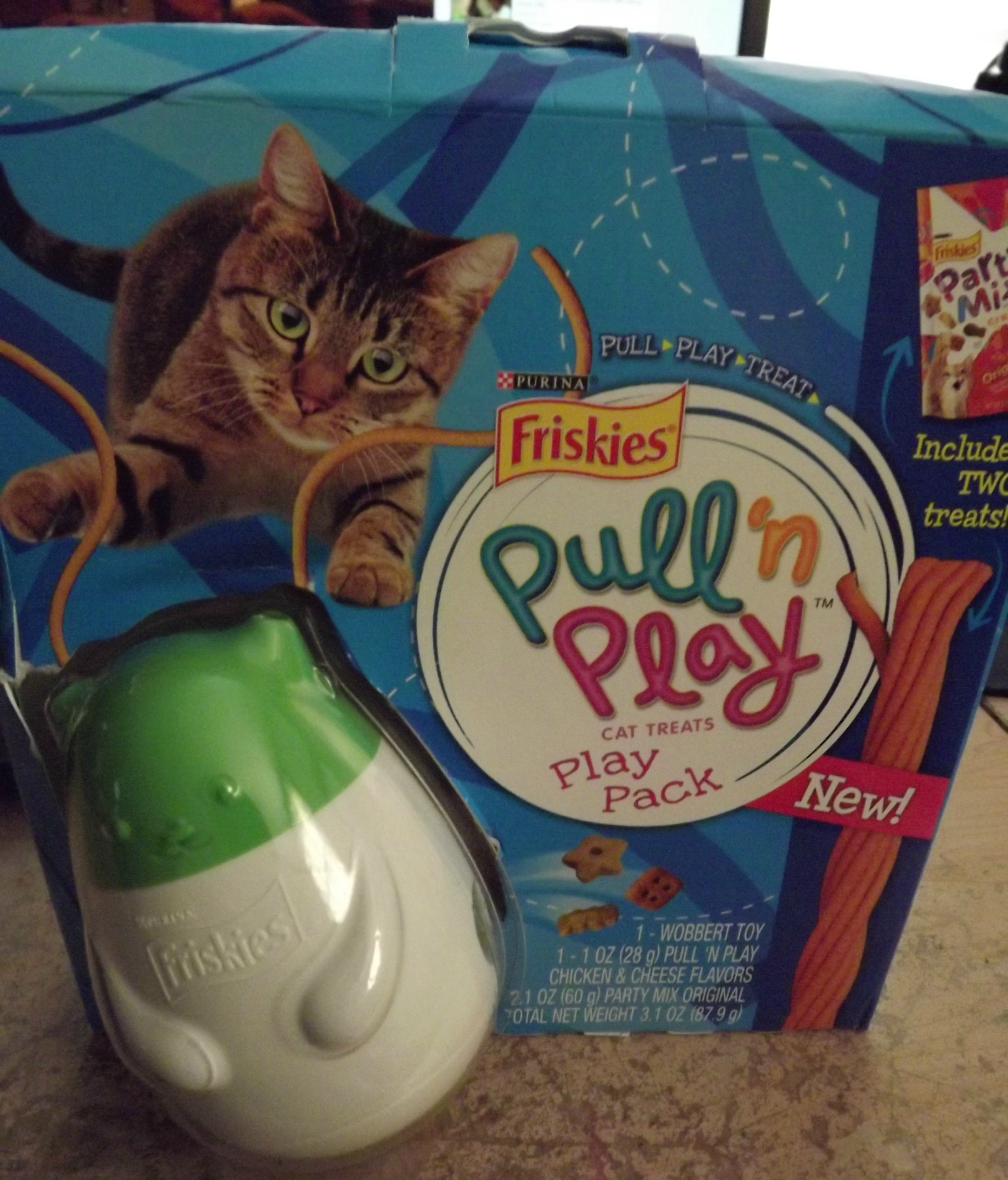 Friskies Pull 'n Play Play Pack Cat Treat Toy - Stephs Cheers and Jeers